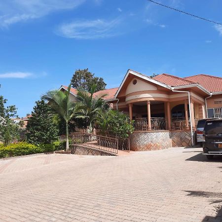 Airport Side Hotel Entebbe Exterior foto