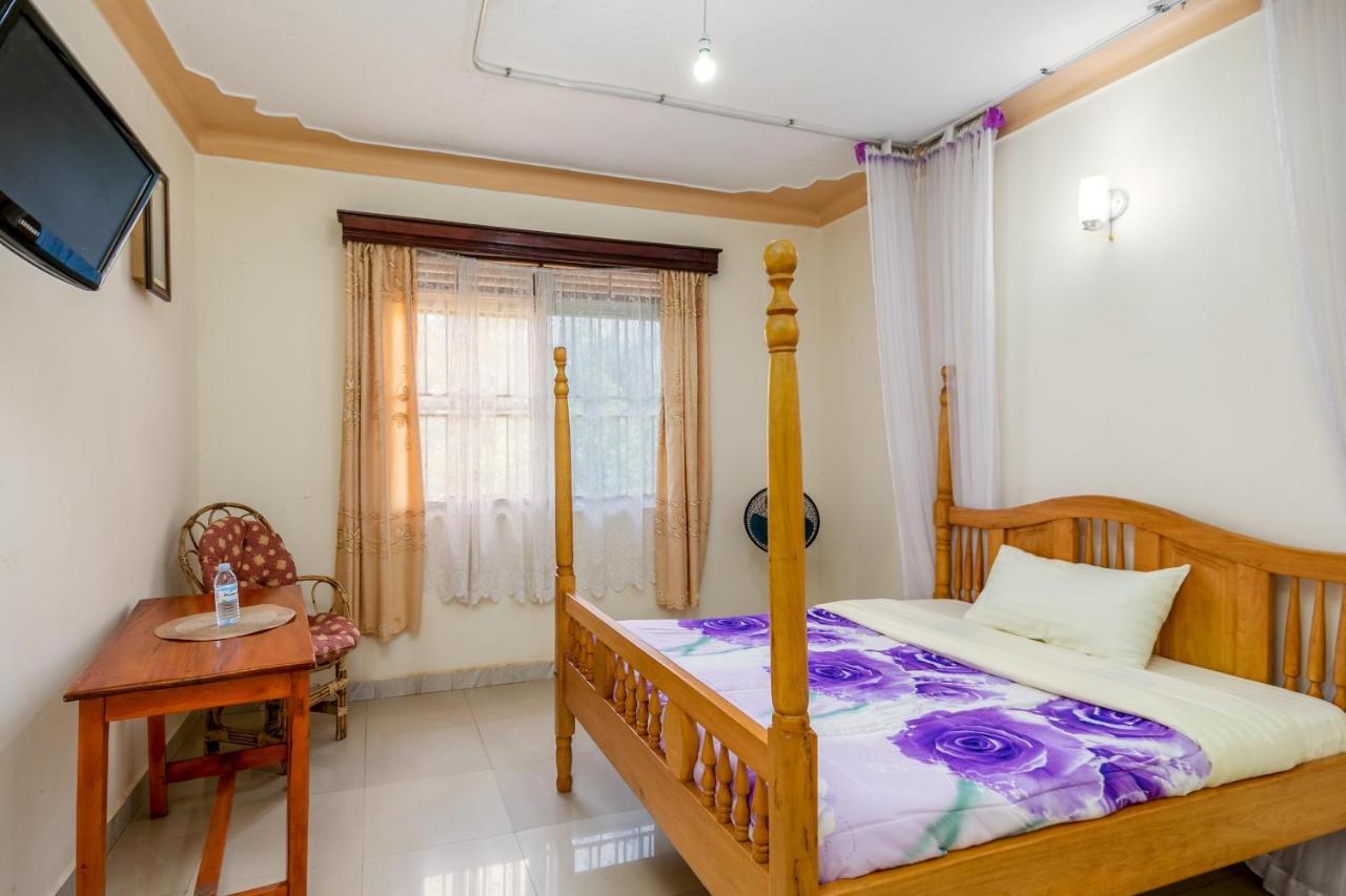 Airport Side Hotel Entebbe Exterior foto