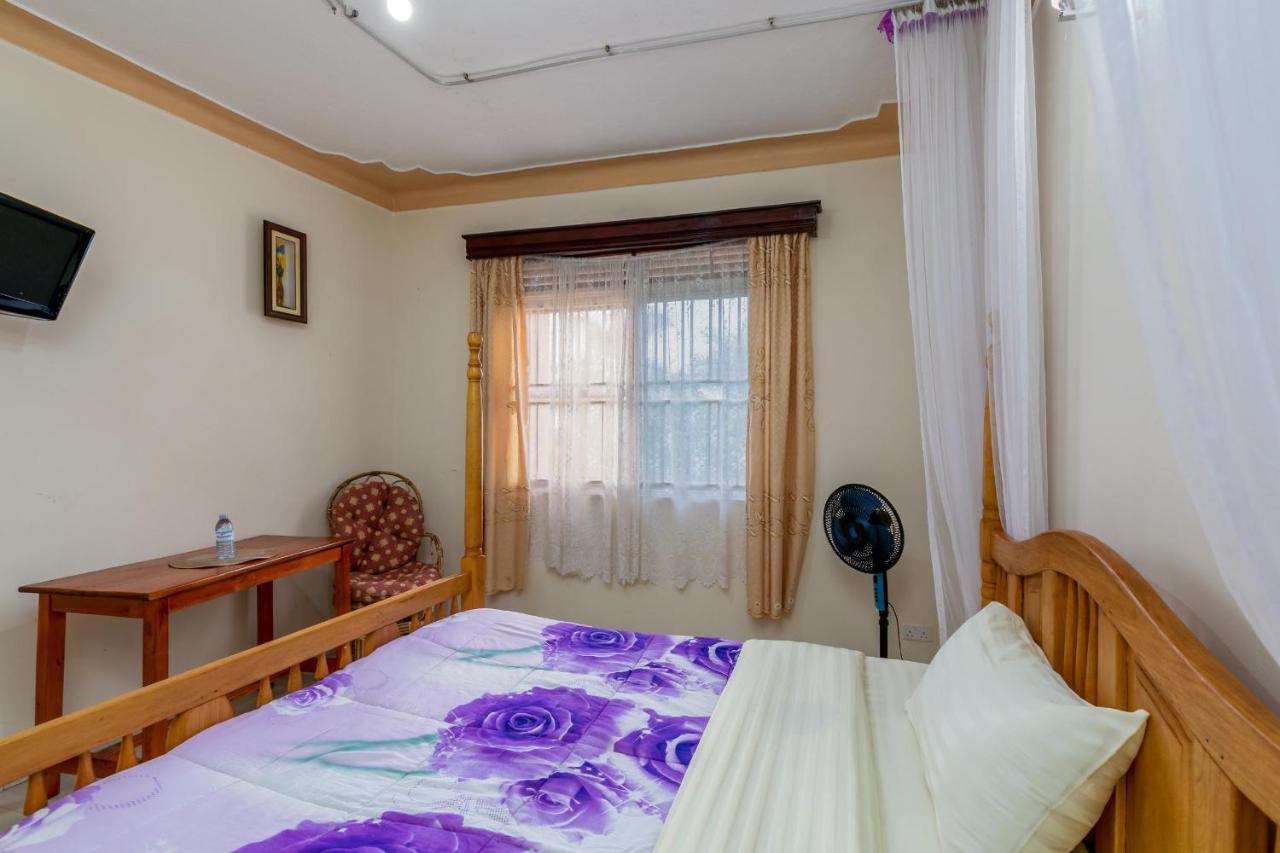 Airport Side Hotel Entebbe Exterior foto